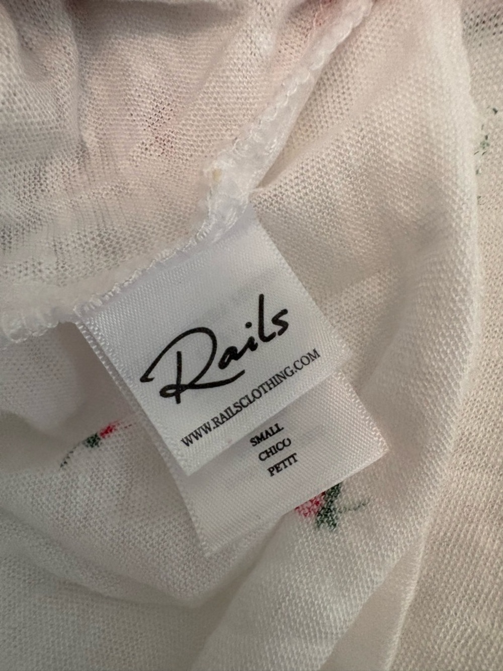 Rails Cara Strawberry Fields White V-Neck Short Sleeve Tee Sz S - Picture 6 of 7